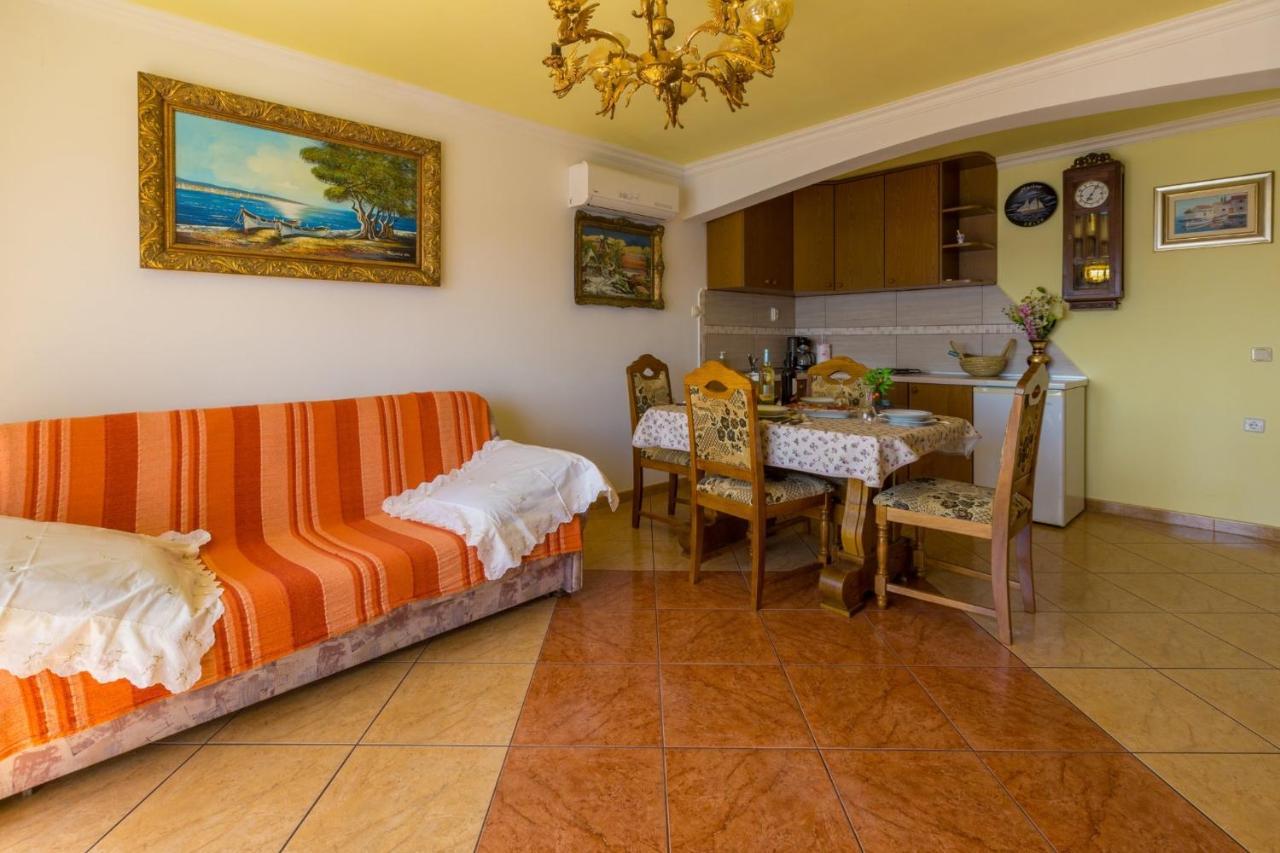 Mali Marino Selce Apartment ภายนอก รูปภาพ